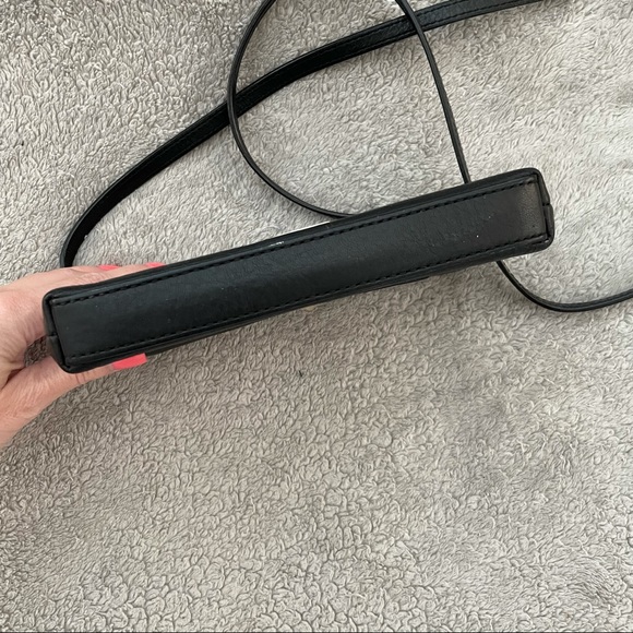 Kate Spade Crossbody - Picture 4 of 10